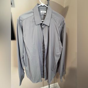 Men’s Calvin Klein Dress Shirt